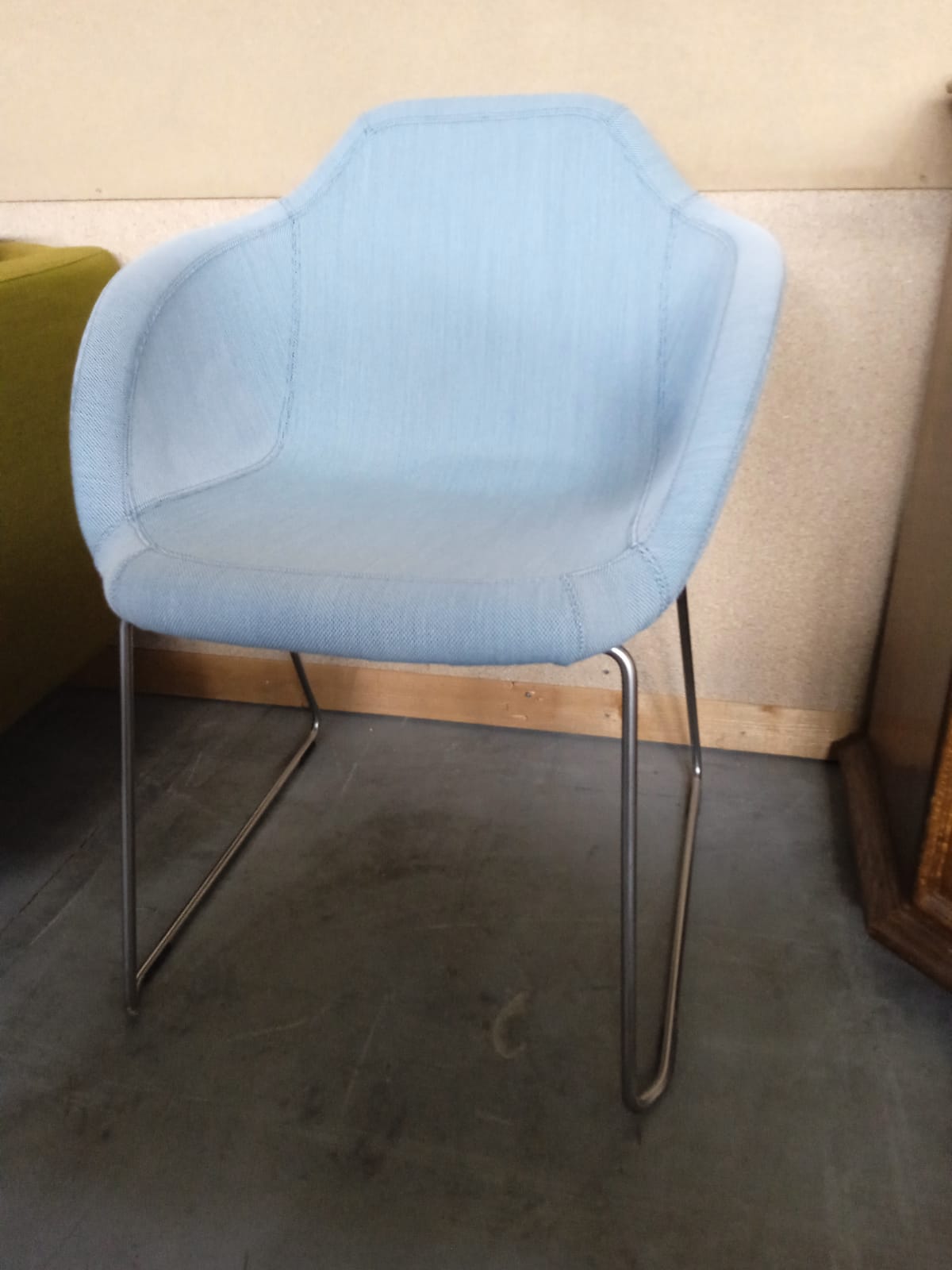 Krēsli Arena Johanson