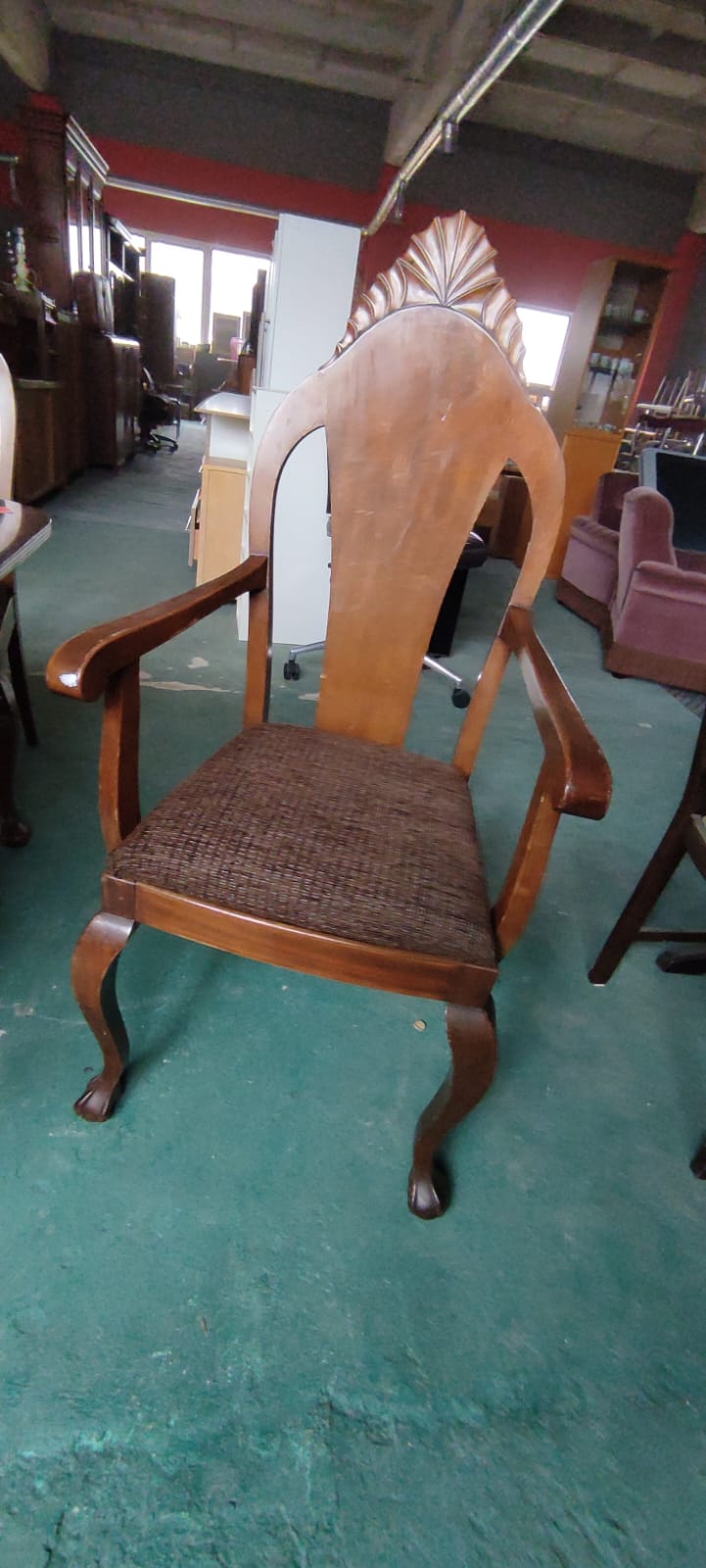Krēsli (10 gb.)